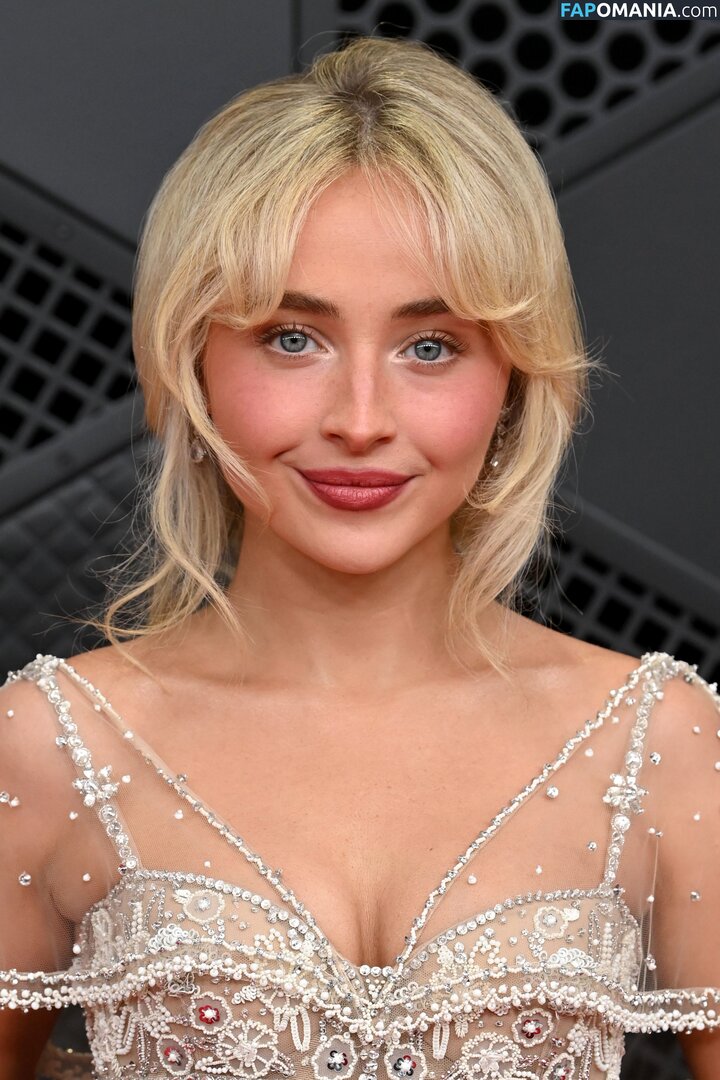 Sabrina Carpenter / https: / sabrinacarpenter Γυμνός OnlyFans  Διαρρεύσαστη φωτογραφία #2573