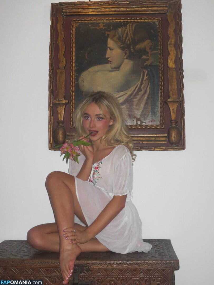 Sabrina Carpenter / https: / sabrinacarpenter Γυμνός OnlyFans  Διαρρεύσαστη φωτογραφία #2605