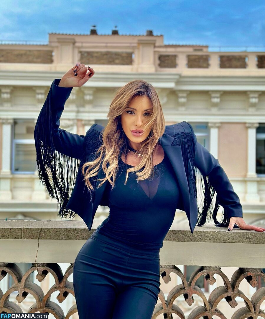 Sabrina Salerno / sabrinasalernofficial Γυμνός OnlyFans  Διαρρεύσαστη φωτογραφία #1713