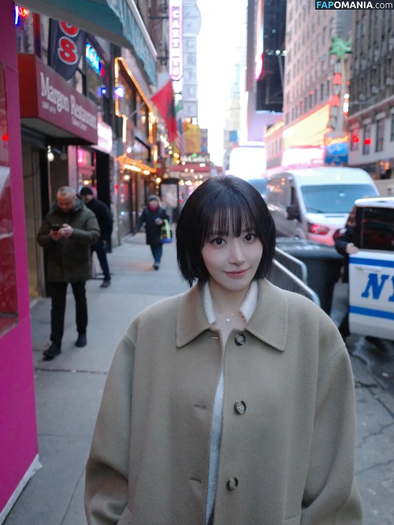 39saku_chan / LESSERAFIM / Sakura Miyawaki 宮脇 咲良 Γυμνός OnlyFans  Διαρρεύσαστη φωτογραφία #18