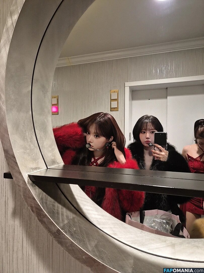 39saku_chan / LESSERAFIM / Sakura Miyawaki 宮脇 咲良 Γυμνός OnlyFans  Διαρρεύσαστη φωτογραφία #22