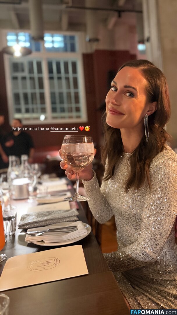 Sanna Marin / sannamarin Γυμνός OnlyFans  Διαρρεύσαστη φωτογραφία #18