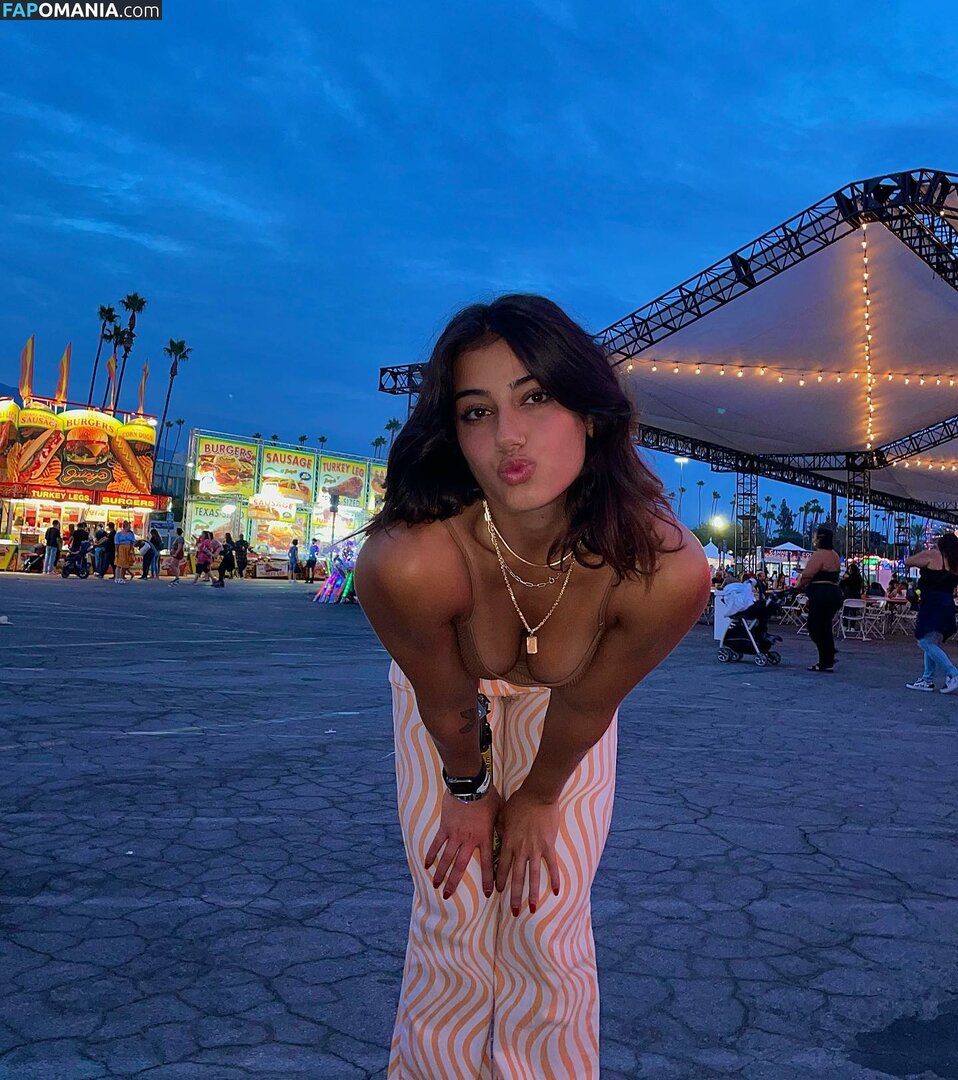 Sara Saffari / sarasaffari__ Γυμνός OnlyFans  Διαρρεύσαστη φωτογραφία #4