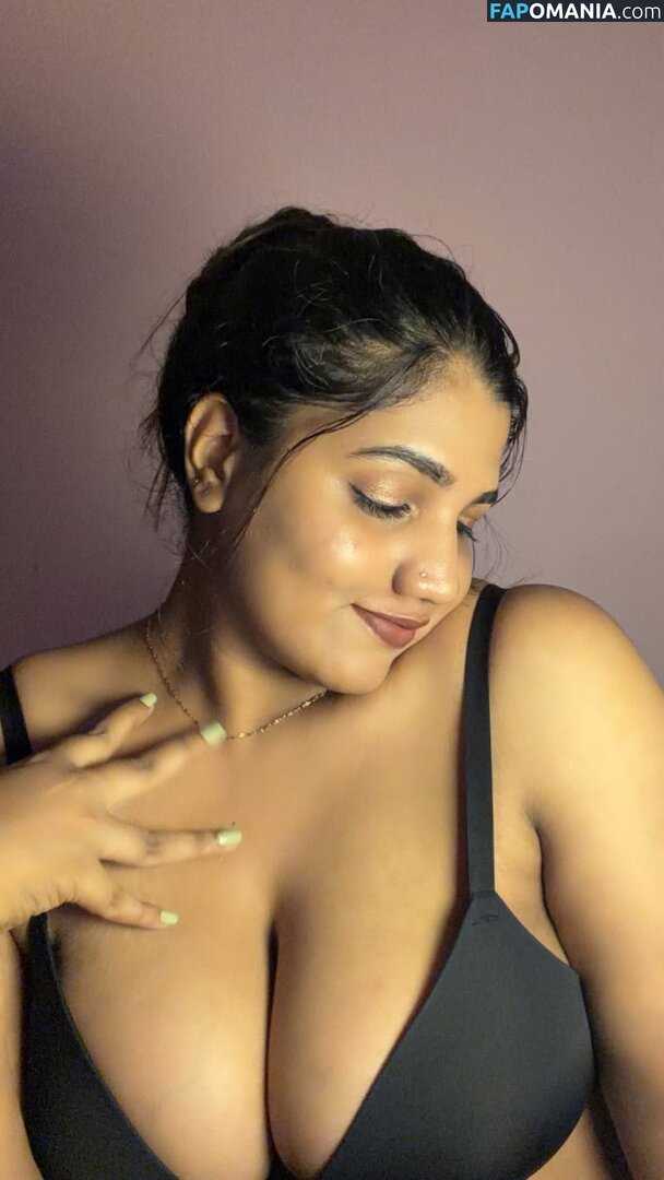 Saranya Santhosh / https: Γυμνός OnlyFans  Διαρρεύσαστη φωτογραφία #1