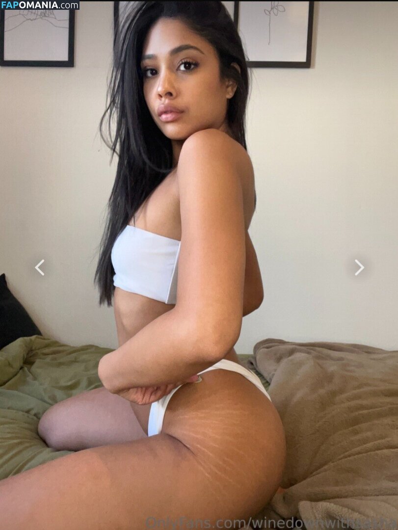 Sasha The Sommelier / _sashafrancesca / winedownwithsasha Γυμνός OnlyFans  Διαρρεύσαστη φωτογραφία #1