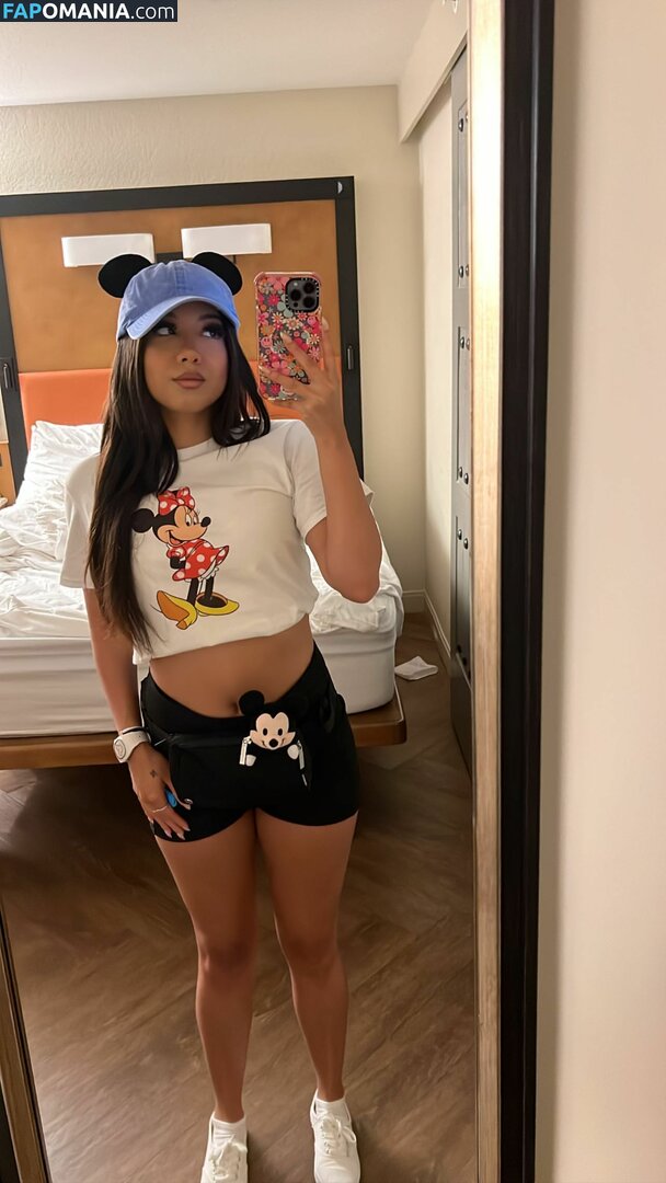 SassySounds ASMR / SassysoundsASMR / sassyselenaaaa / selenaaasasmr Γυμνός OnlyFans  Διαρρεύσαστη φωτογραφία #11