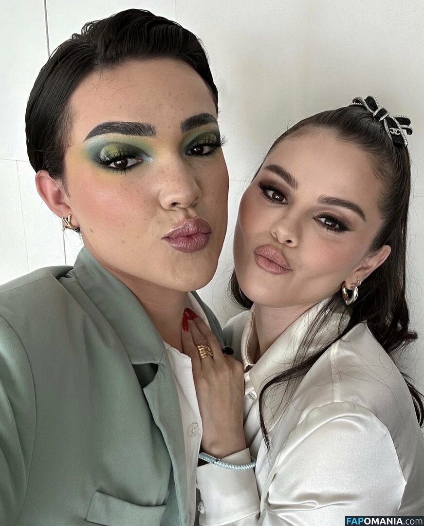 Selena Gomez Γυμνός Διαρρεύσαστη φωτογραφία #128