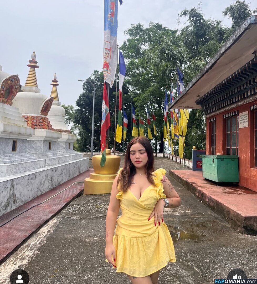 simranyonzon Γυμνός OnlyFans  Διαρρεύσαστη φωτογραφία #5