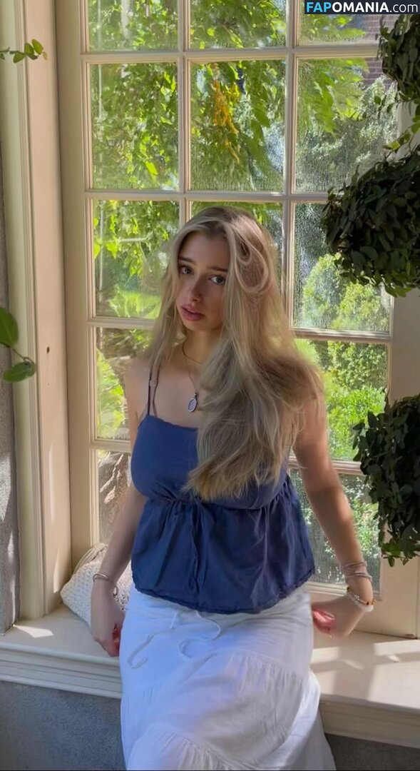 https: / sofyaplotnikova / xsofya_x Γυμνός OnlyFans  Διαρρεύσαστη φωτογραφία #1