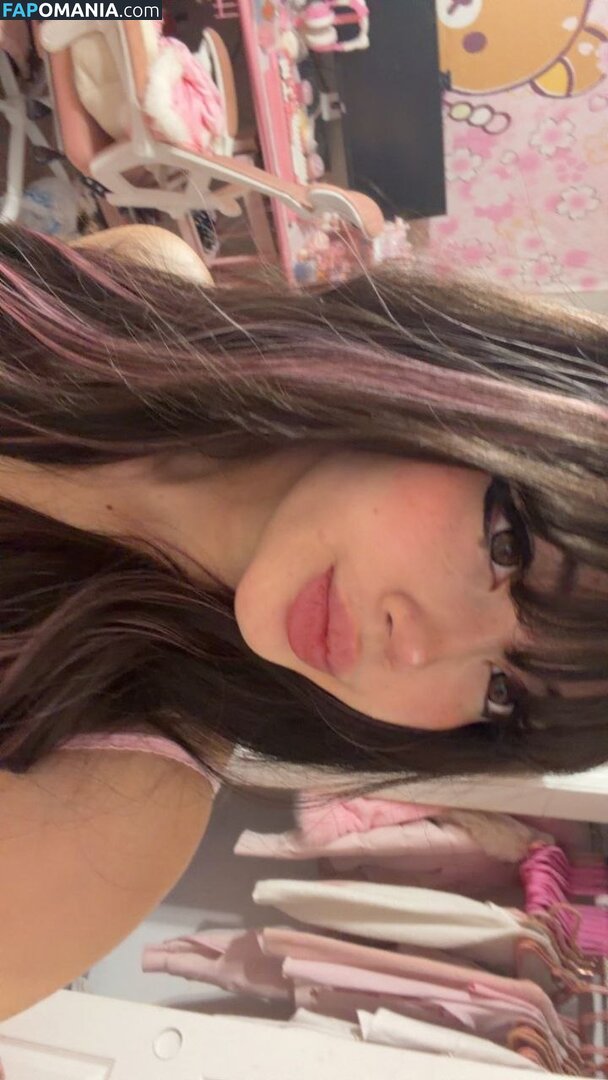 beanluvr13 / strawbari.zz / strawbarie / strawbarizz Γυμνός OnlyFans  Διαρρεύσαστη φωτογραφία #4