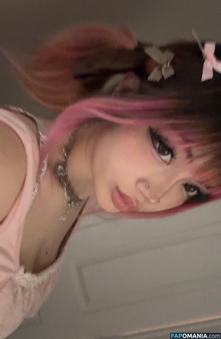 beanluvr13 / strawbari.zz / strawbarie / strawbarizz Γυμνός OnlyFans  Διαρρεύσαστη φωτογραφία #6