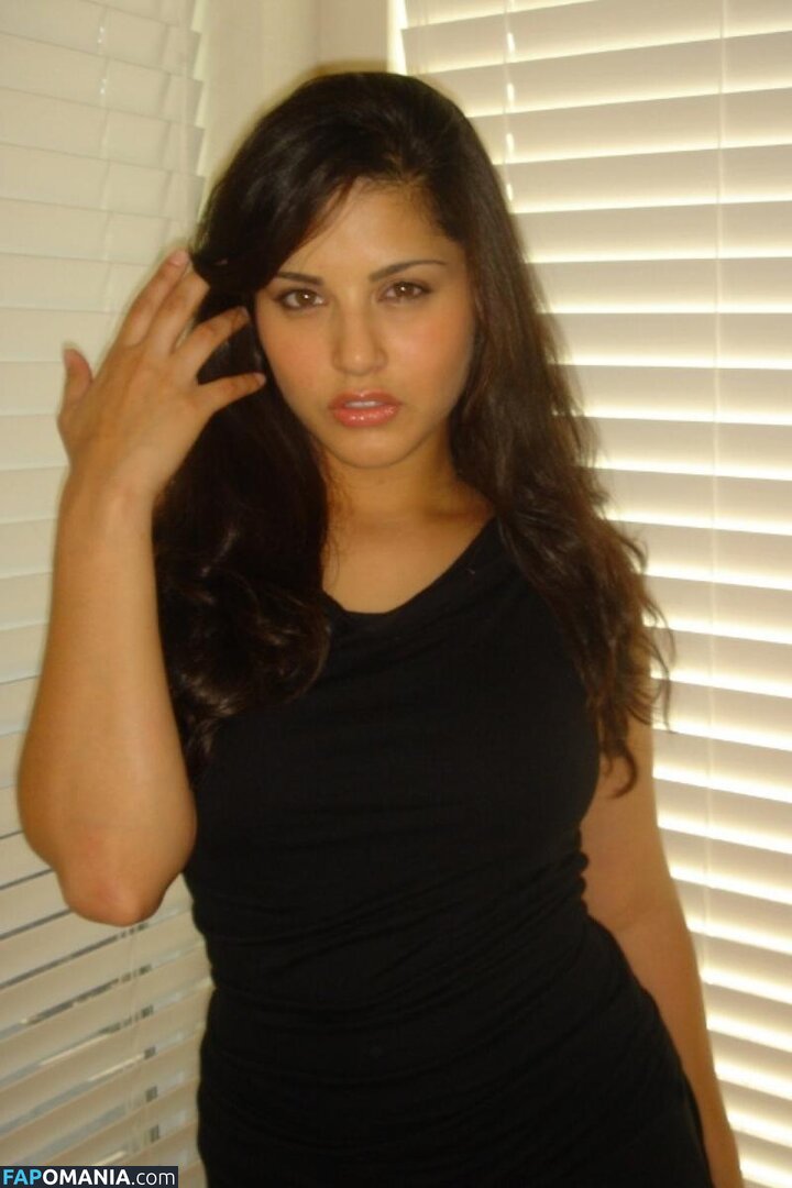 Sunny Leone / https: / sunnyleone Γυμνός OnlyFans  Διαρρεύσαστη φωτογραφία #8
