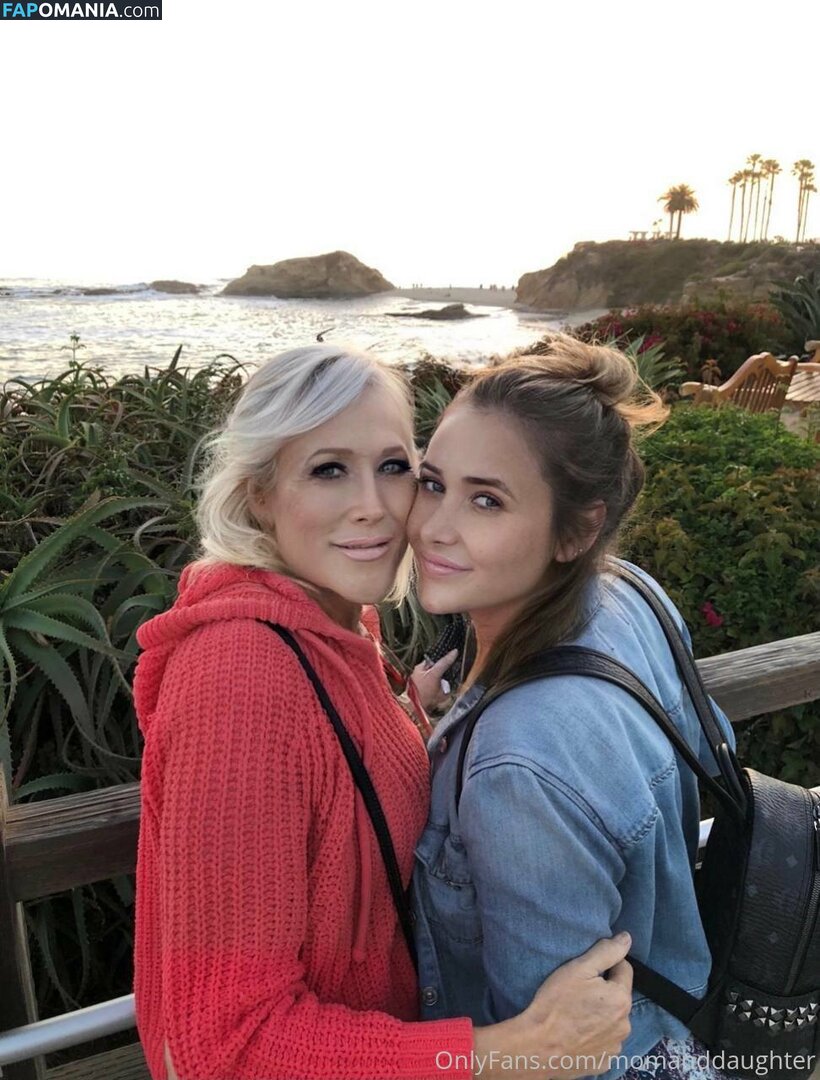 suzieandhannah / suzieandhannahfree Γυμνός OnlyFans  Διαρρεύσαστη φωτογραφία #7