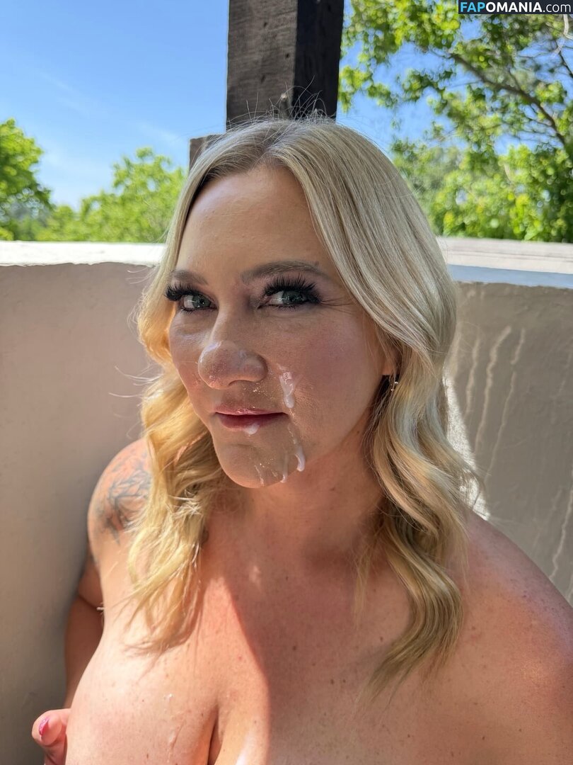 HotwifeSwinging / SwingingTXhotwife / Swinging_texas_hotwife / https: / texas_hotwife_vip / u Γυμνός OnlyFans  Διαρρεύσαστη φωτογραφία #1