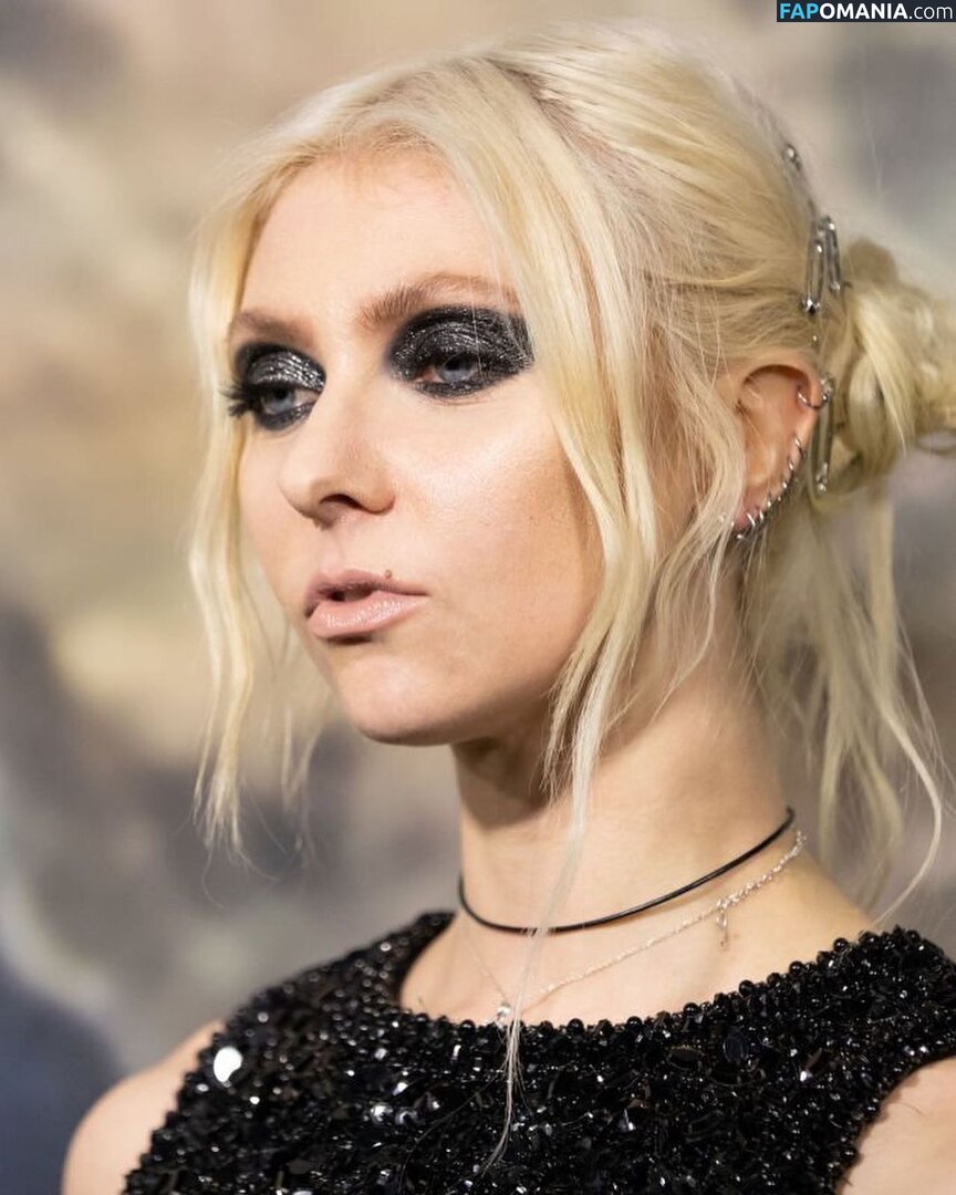 Taylor Momsen / aryelsoul / taylormomsen Γυμνός OnlyFans  Διαρρεύσαστη φωτογραφία #707