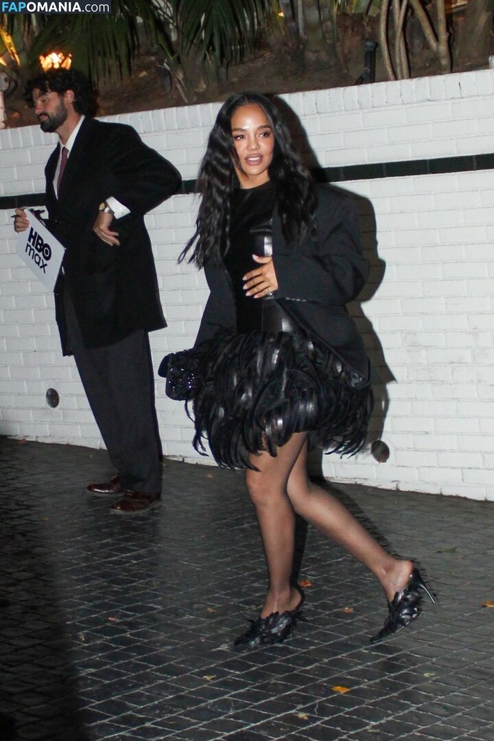 Tessa Thompson / tessamaethompson / tessathompsonx Γυμνός OnlyFans  Διαρρεύσαστη φωτογραφία #4
