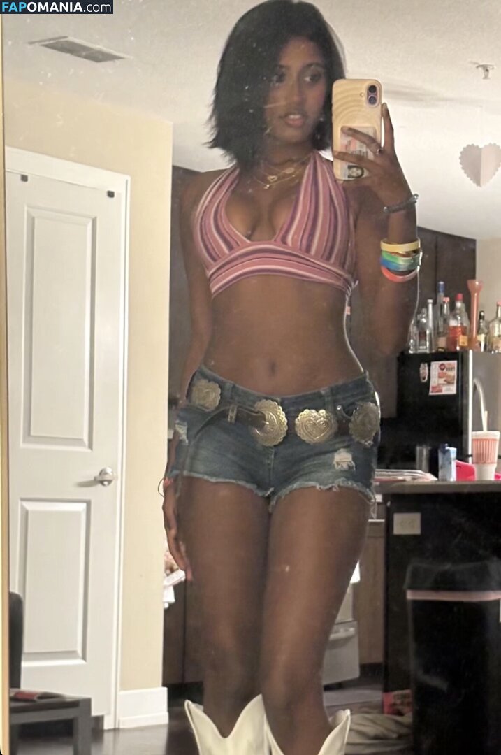 Thya Sridharan / thya.sridharan Γυμνός OnlyFans  Διαρρεύσαστη φωτογραφία #3