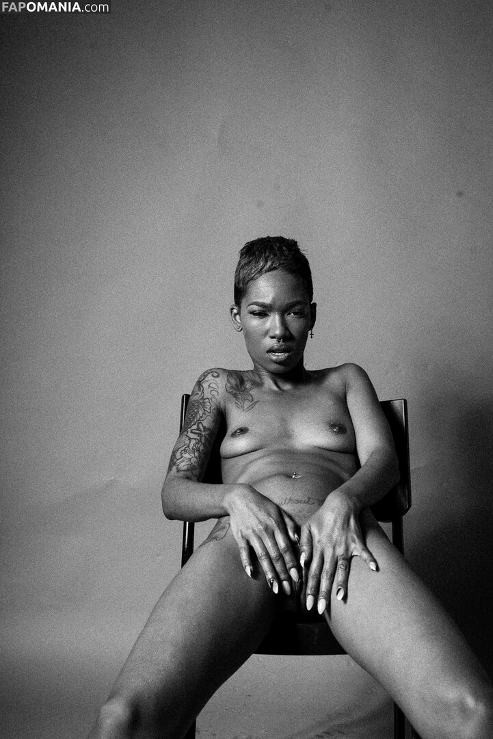 TheRealTiaReid / Tia Reid / corpsdedieu / https: / officialtiareid Γυμνός OnlyFans  Διαρρεύσαστη φωτογραφία #2