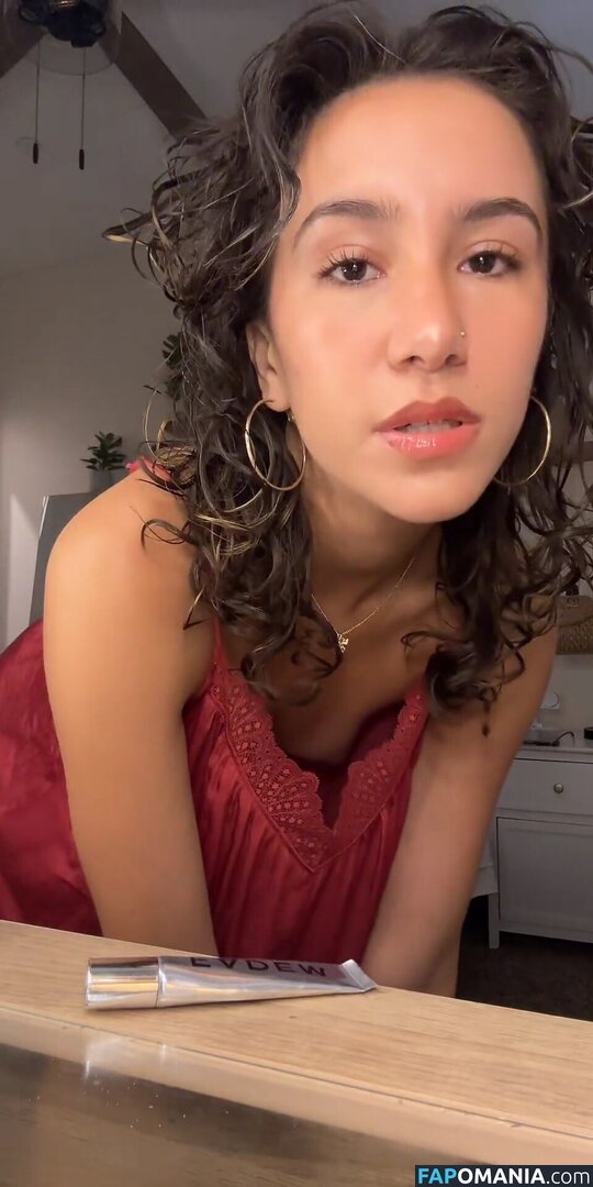 Tiktok Live Nipslips & Nudity / _hollyrh_ / florpitch.liliz / meenerrweener / mstatianaa_ Γυμνός OnlyFans  Διαρρεύσαστη φωτογραφία #3