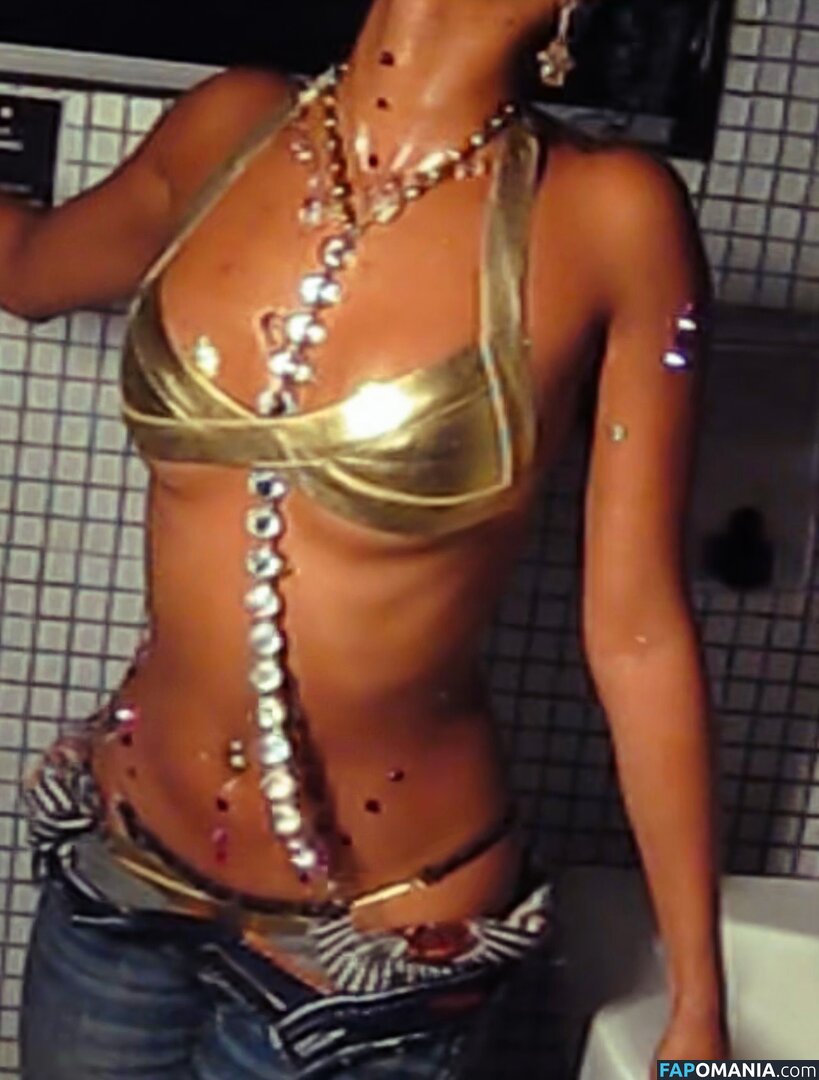 Tyla / Tyllaaaaaaa / https: Γυμνός OnlyFans  Διαρρεύσαστη φωτογραφία #60