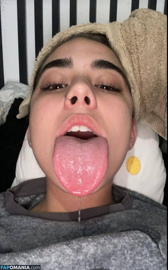 longuetongueegirl_ / noaablaancoo / u489105211 Γυμνός OnlyFans  Διαρρεύσαστη φωτογραφία #4