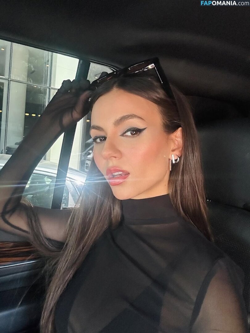 Victoria Justice / https: / victoriajustice Γυμνός OnlyFans  Διαρρεύσαστη φωτογραφία #9