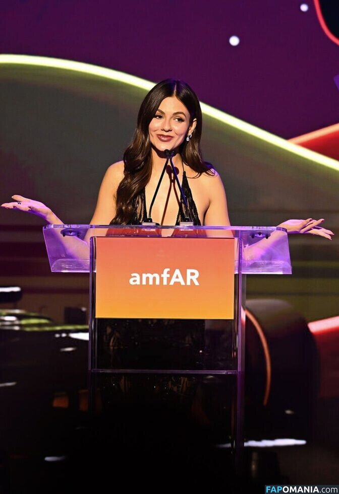 Victoria Justice / https: / victoriajustice Γυμνός OnlyFans  Διαρρεύσαστη φωτογραφία #111