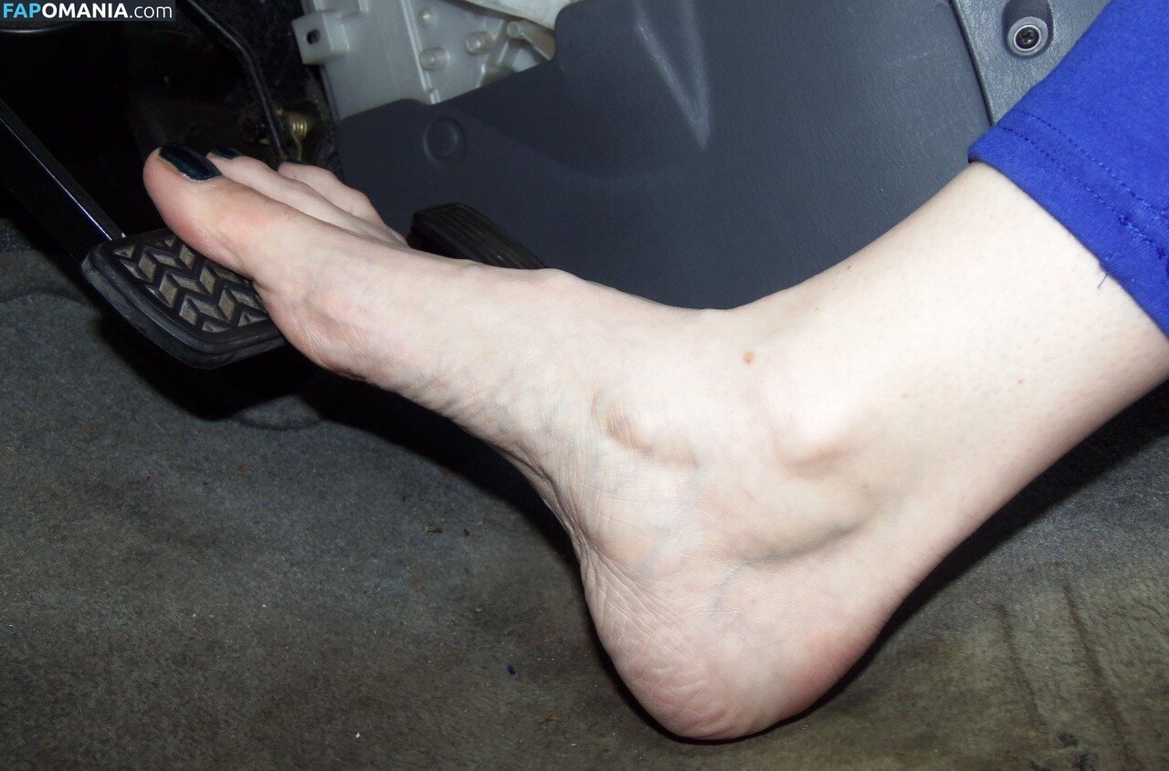 Violet's Toes (Violet's Perfect Feet Γυμνός OnlyFans  Διαρρεύσαστη φωτογραφία #1
