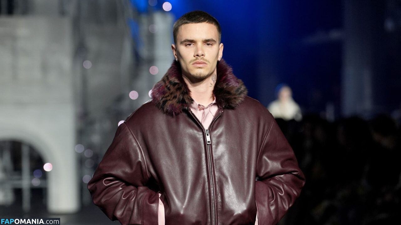 violetplustommy Γυμνός OnlyFans  Διαρρεύσαστη φωτογραφία #2