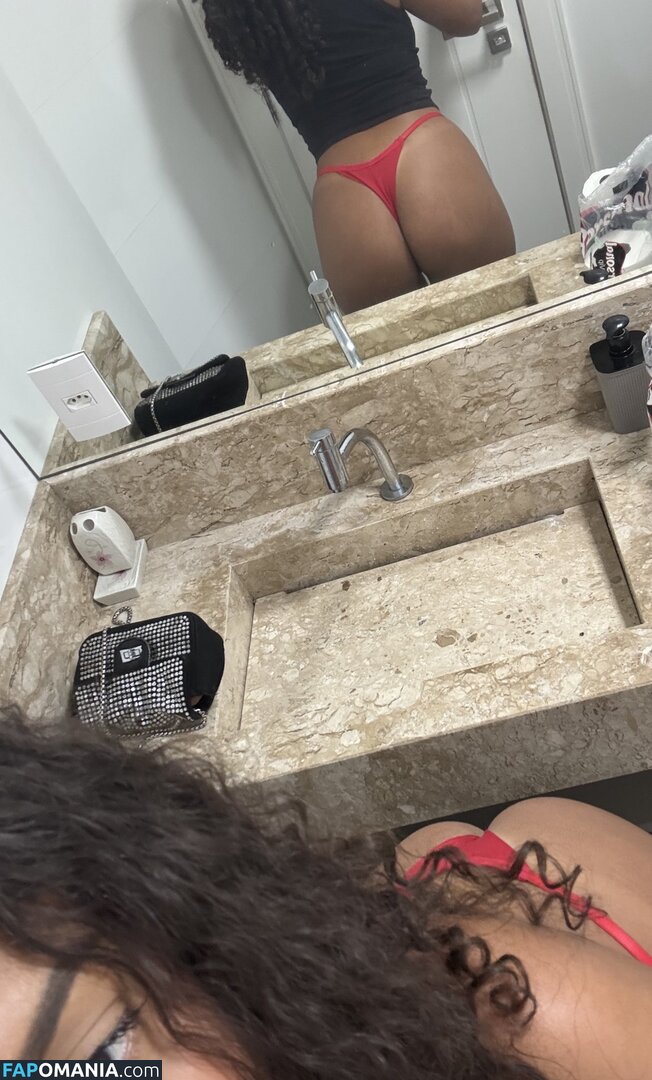 Virginniasiqueira / hotpornstar / nabrufilms Γυμνός OnlyFans  Διαρρεύσαστη φωτογραφία #4