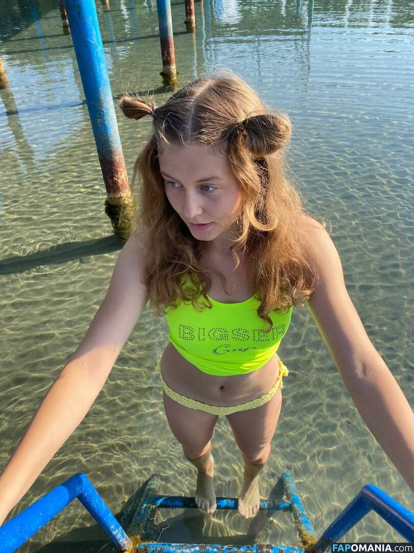 _vitaniemi01 / bloom.xvi / nayane_vitali01 / vitaniemi Γυμνός OnlyFans  Διαρρεύσαστη φωτογραφία #474