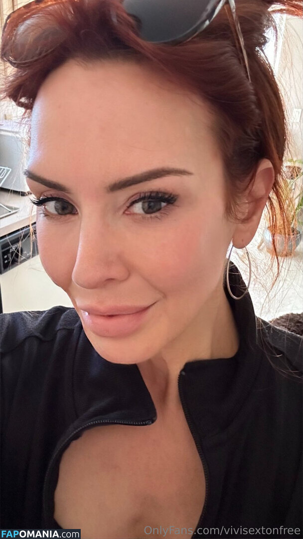 vivisaxton / vivisaxtonfree Γυμνός OnlyFans  Διαρρεύσαστη φωτογραφία #4