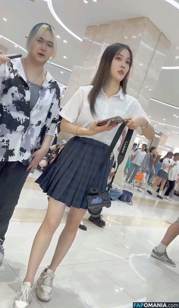 Voyeur Asian Pissing Toilet &Amp; Upskirts Only / girlspissin / https: Γυμνός OnlyFans  Διαρρεύσαστη φωτογραφία #2