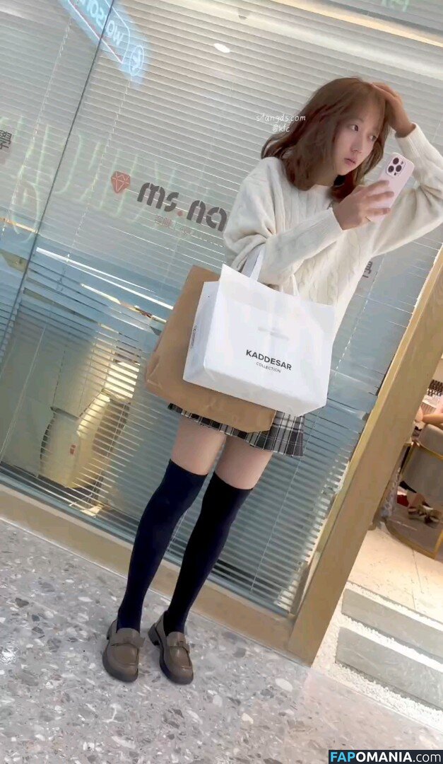 Voyeur Asian Pissing Toilet &Amp; Upskirts Only / girlspissin / https: Γυμνός OnlyFans  Διαρρεύσαστη φωτογραφία #4