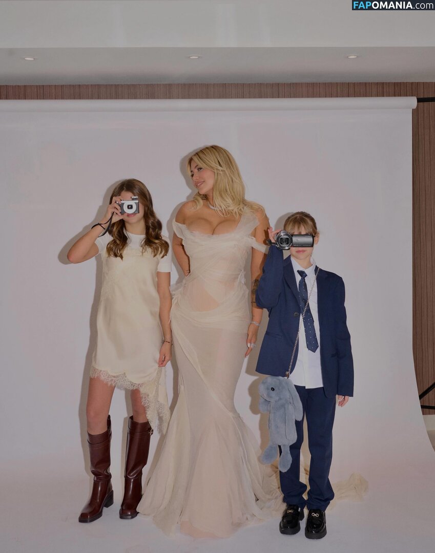 Icardi / Wanda Nara / badbitchwan / wanda_nara / wanditanara Γυμνός OnlyFans  Διαρρεύσαστη φωτογραφία #533
