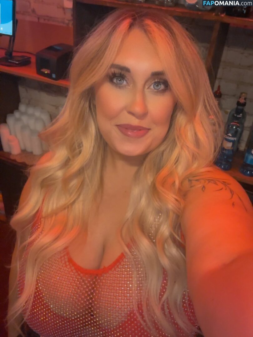 altizer.brittney / https: / queensizebxrbie / wvqueenb / xxlmilfbxrbie Γυμνός OnlyFans  Διαρρεύσαστη φωτογραφία #3