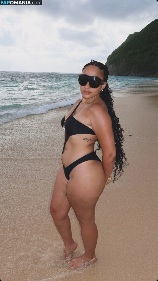Keepingup.wityami / Yamile Duran Γυμνός OnlyFans  Διαρρεύσαστη φωτογραφία #1