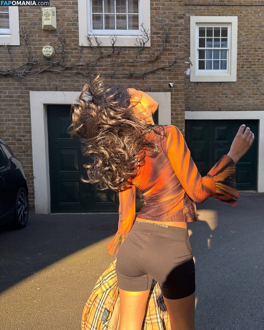 Zaina Sarah / zaina.sarah Γυμνός OnlyFans  Διαρρεύσαστη φωτογραφία #1