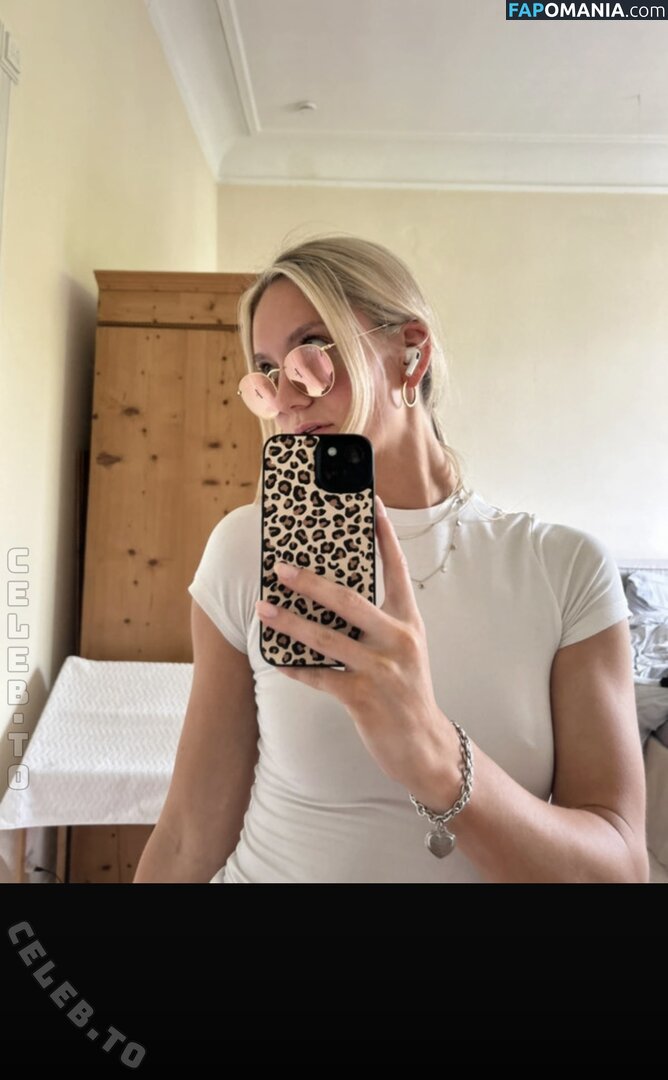 Zarah Ellen / zarah.ellen / zarah_eln Γυμνός OnlyFans  Διαρρεύσαστη φωτογραφία #3