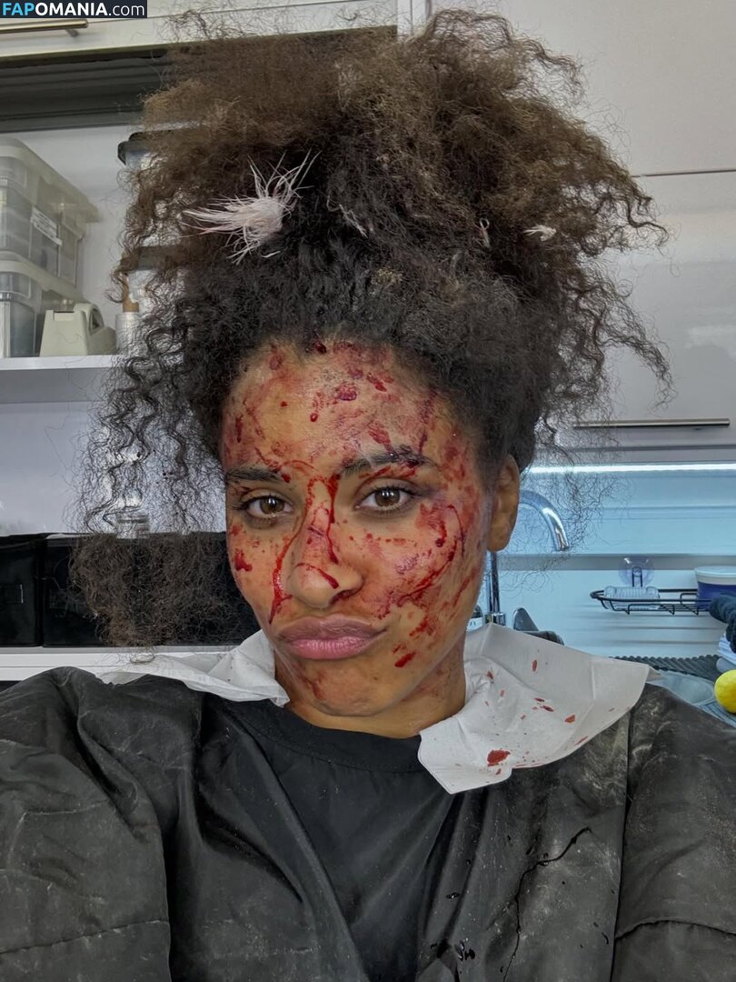 Zazie Beetz / zaziebeetz Γυμνός OnlyFans  Διαρρεύσαστη φωτογραφία #10